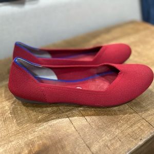 Size 10 red Rothy flats